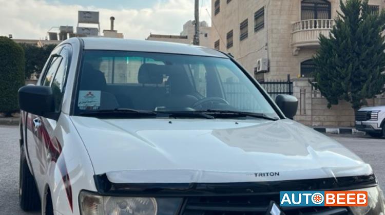 Mitsubishi L200 2015