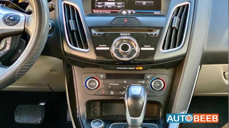 فورد فوكس 2015