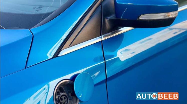 فورد فوكس 2015