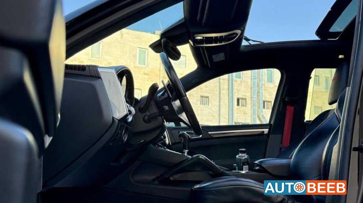 Porsche Cayenne 2017