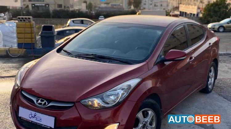 Hyundai Elantra 2012