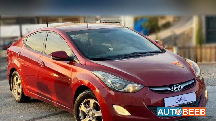 Hyundai Elantra 2012