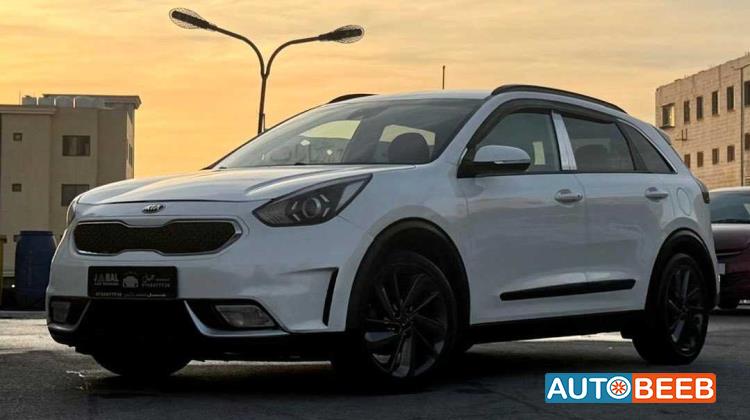 كيا نيرو 2017