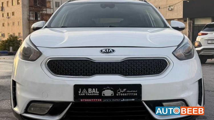 كيا نيرو 2017