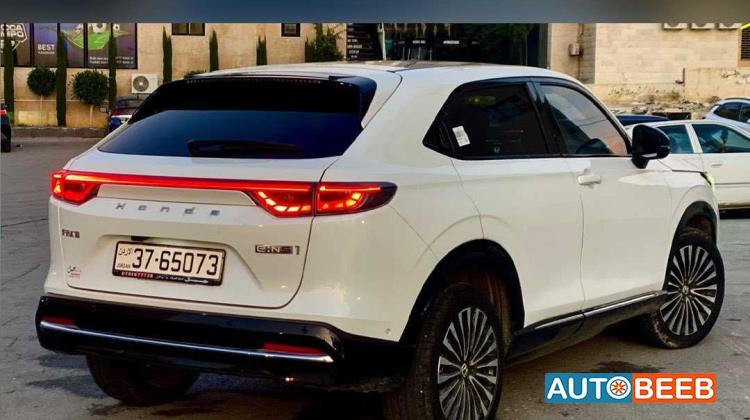 هوندا e:NS1 2022