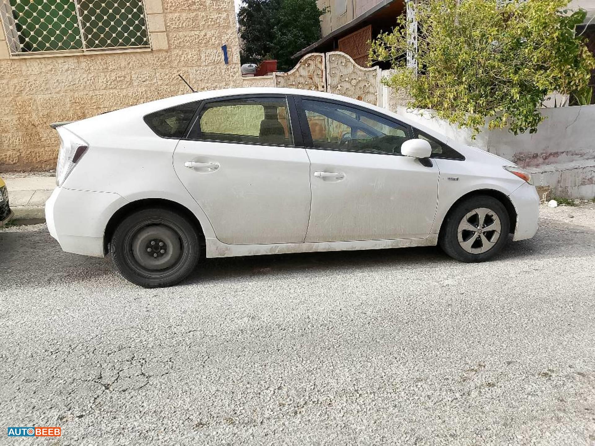 Toyota Prius 2013