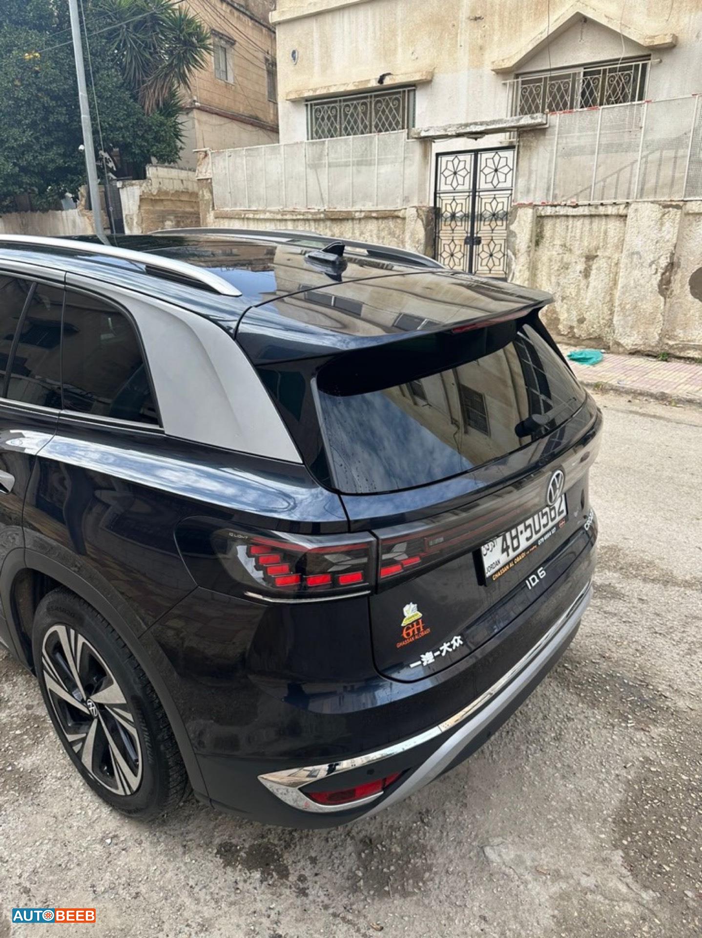 Volkswagen ID.6 2023