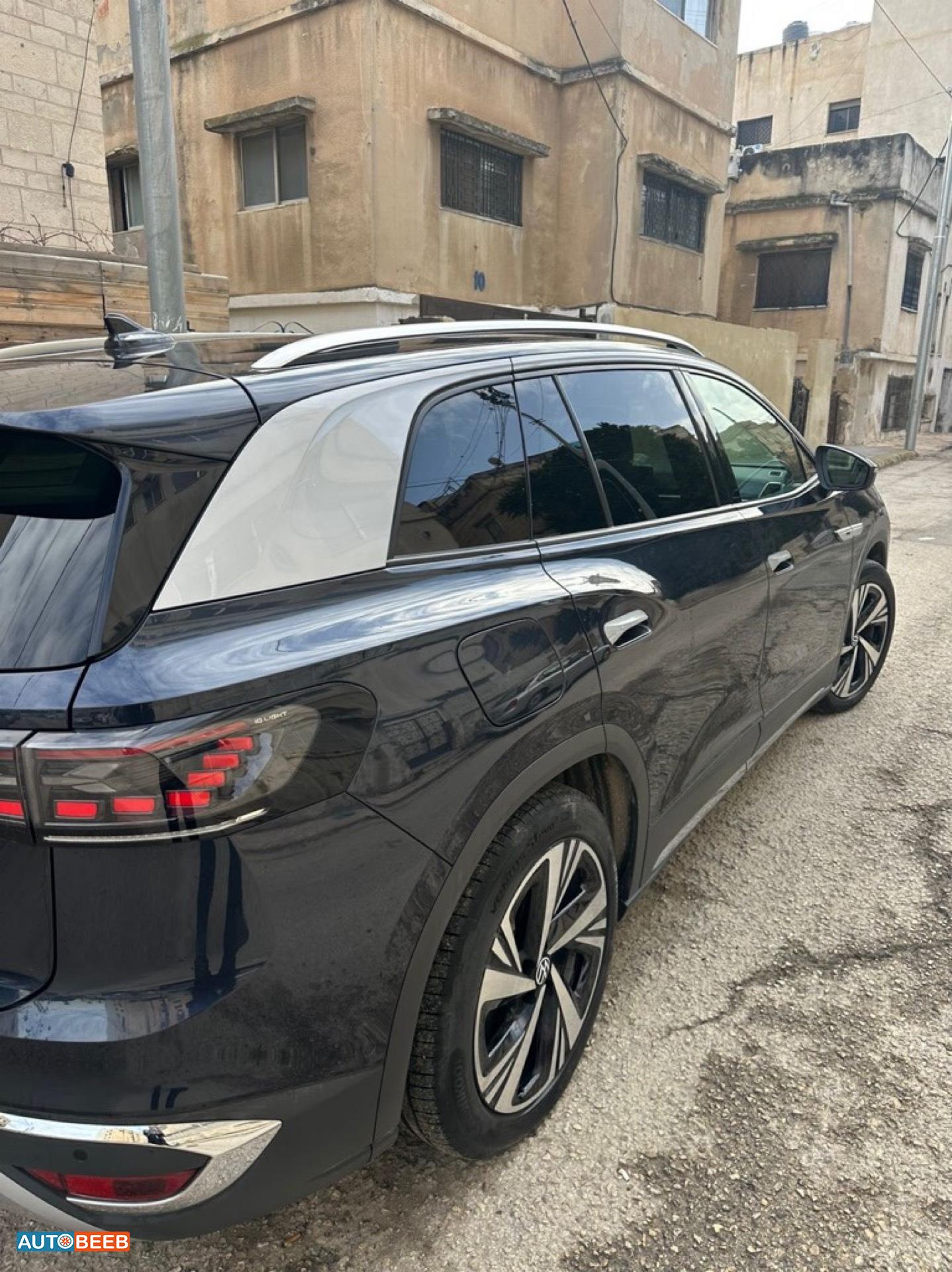 Volkswagen ID.6 2023