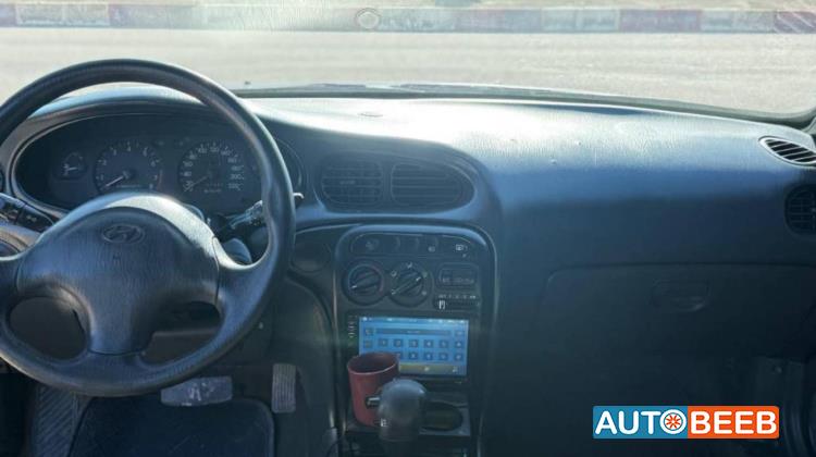 Hyundai Avante 1995