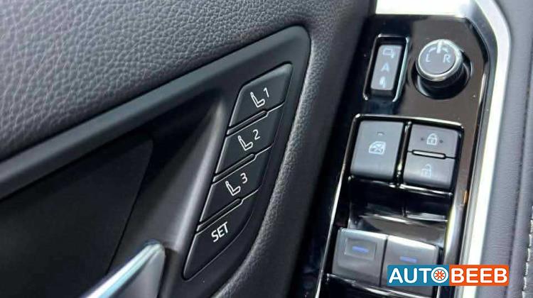 Toyota Land Cruiser 2024