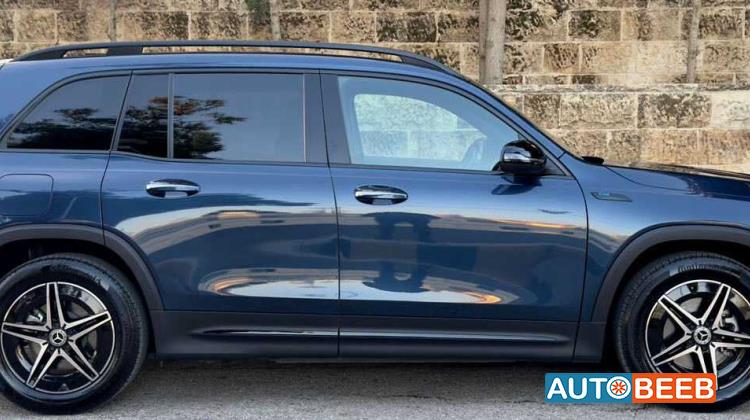 Mercedes Benz EQB250 2023