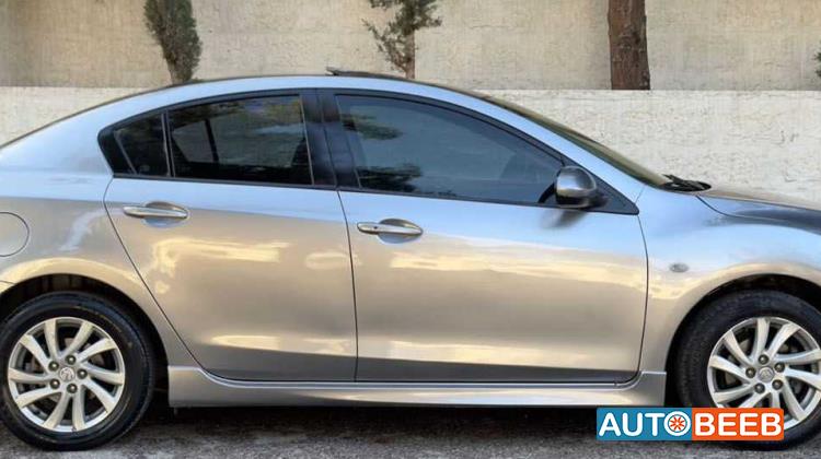 Mazda 3 2012