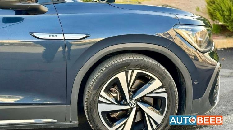 Volkswagen ID.6 2022