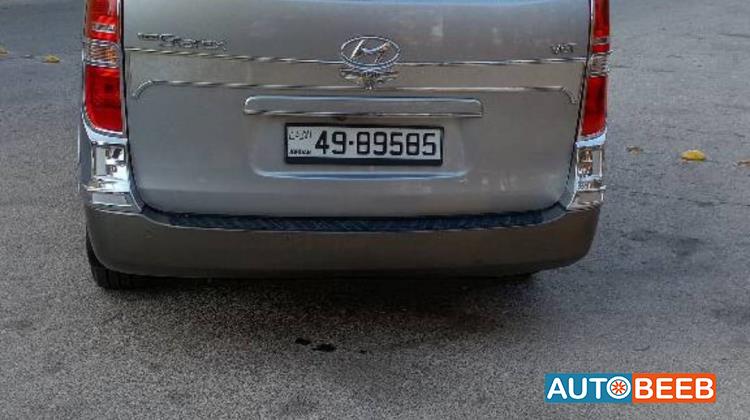Minibus Hyundai 2017