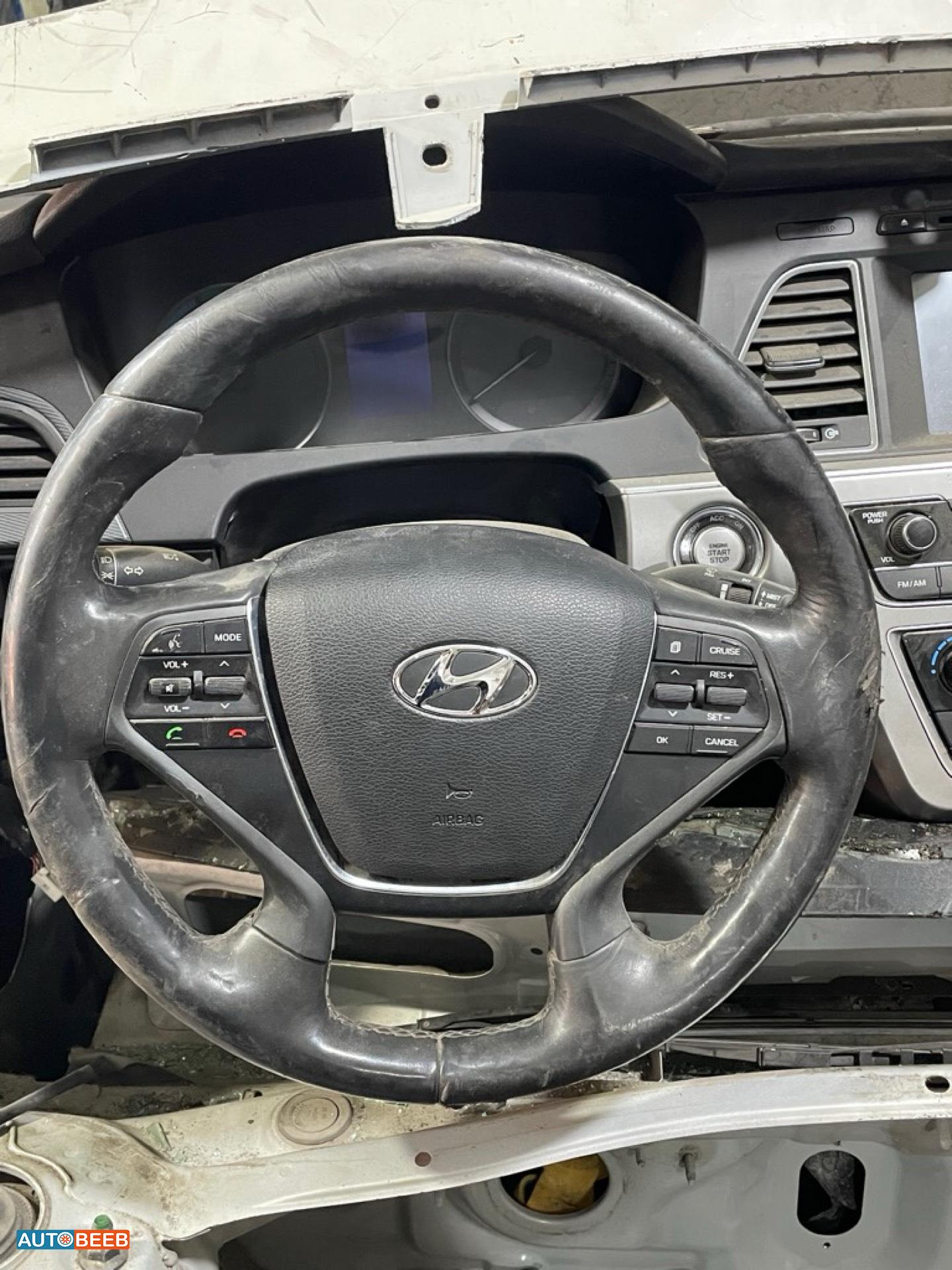 Cabin  Steering Wheel Hyundai Sonata