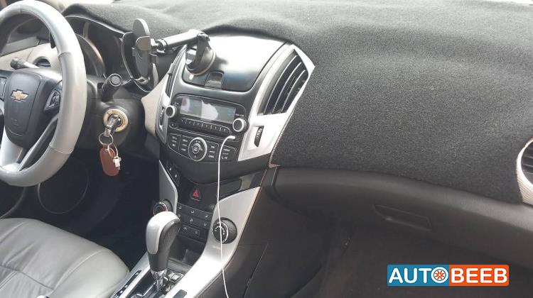 Chevrolet Cruze 2013