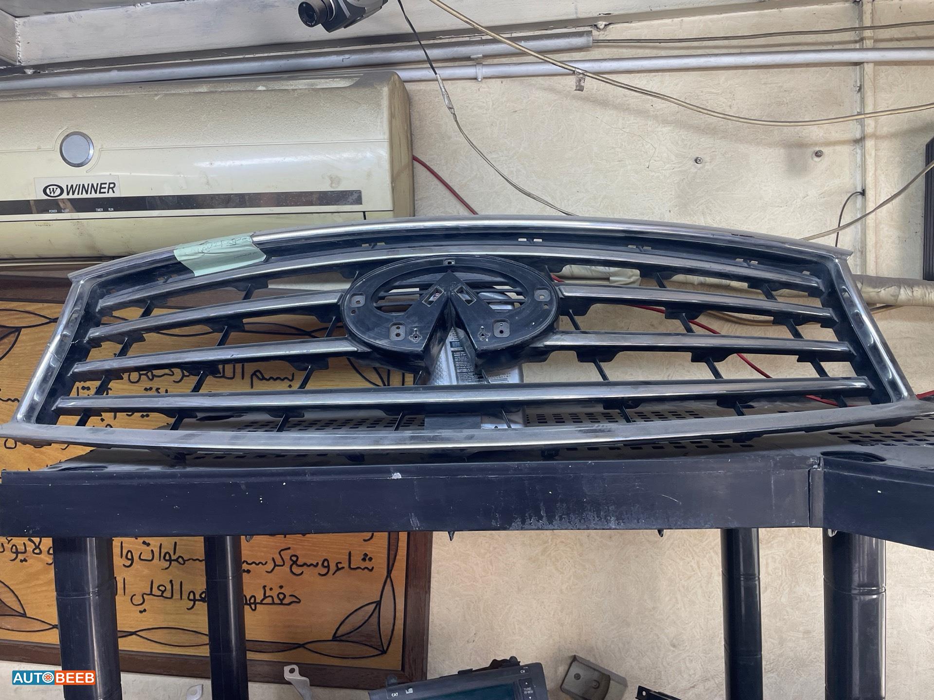 Body  Grilles Infiniti Q60