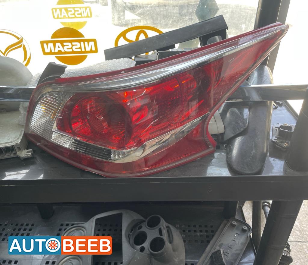 ضوء خلفي يمين شمال نيسان التيما 2013 2014 2015