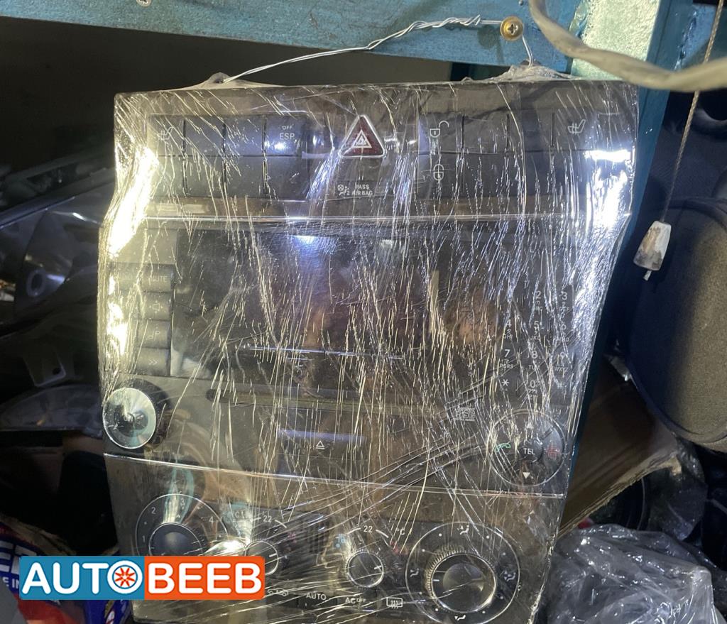 Electronics DVD Player Mercedes Benz C200