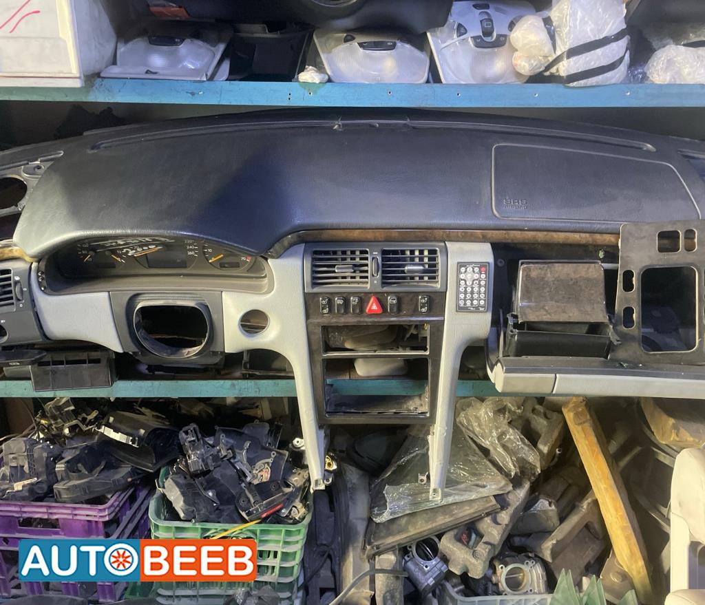 Cabin  Dashboard Mercedes Benz E200