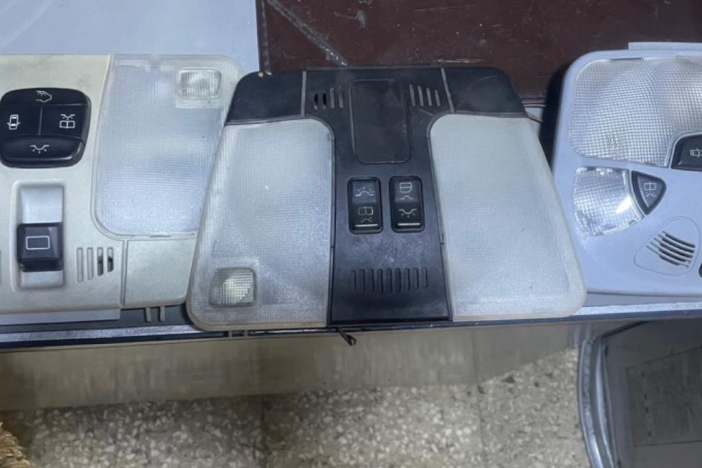 Lights Cabin Light  Mercedes Benz C200