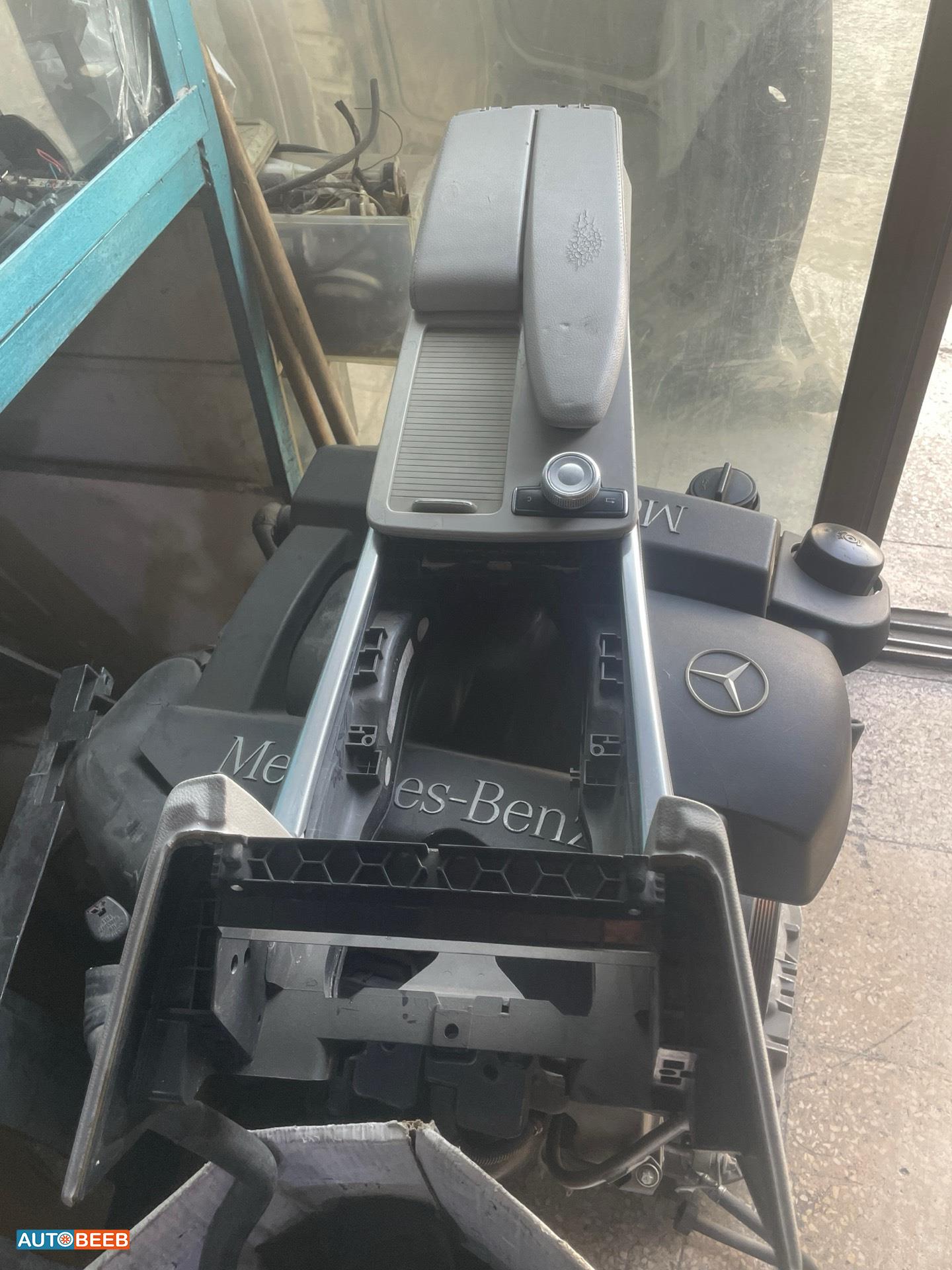 Cabin  Dashboard Mercedes Benz C200