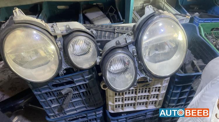 Lights Front light Mercedes Benz E200