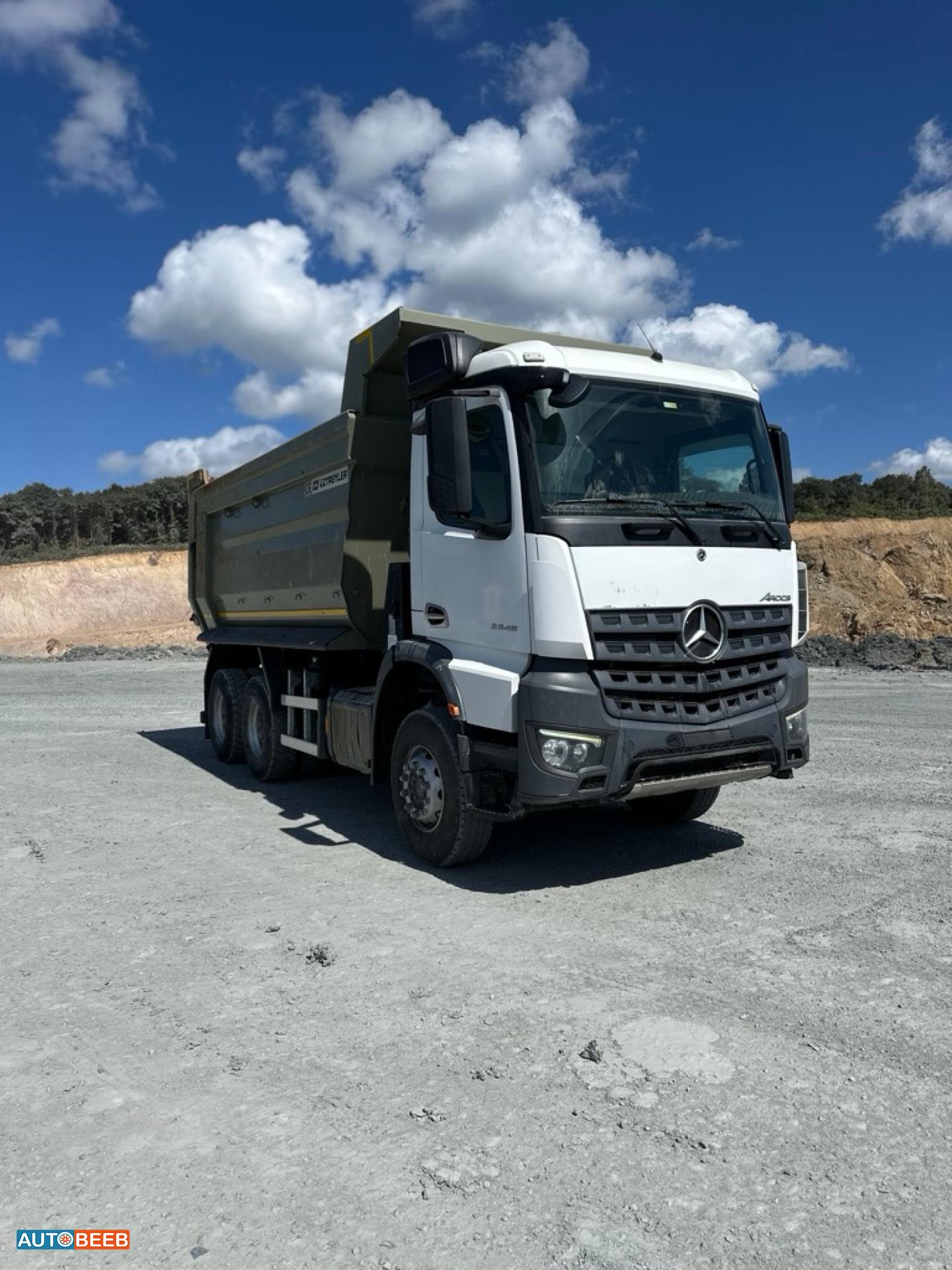Tipper Mercedes Benz 2023