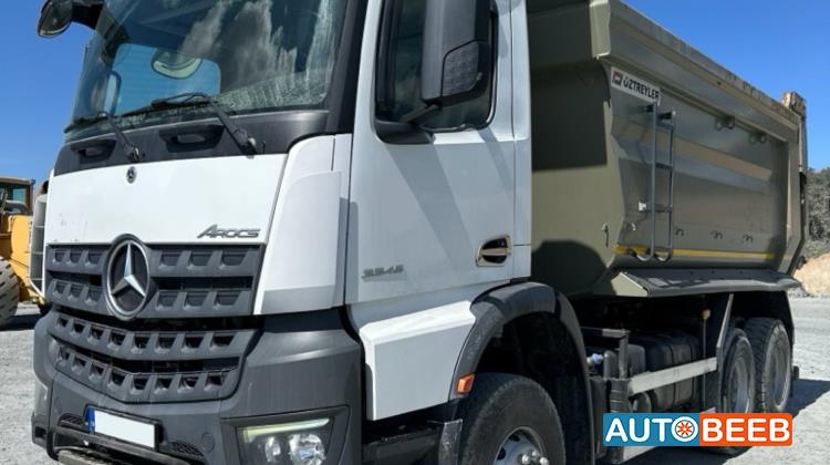 Tipper Mercedes Benz 2023