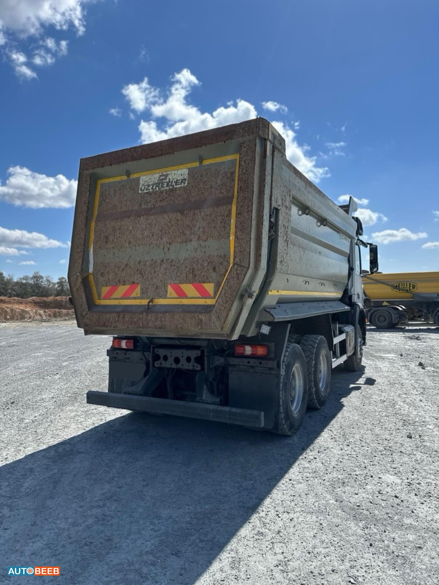 Tipper Mercedes Benz 2023