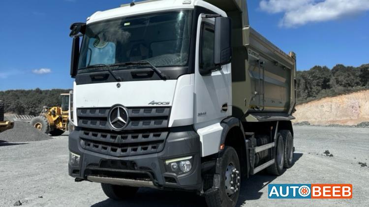Tipper Mercedes Benz 2023