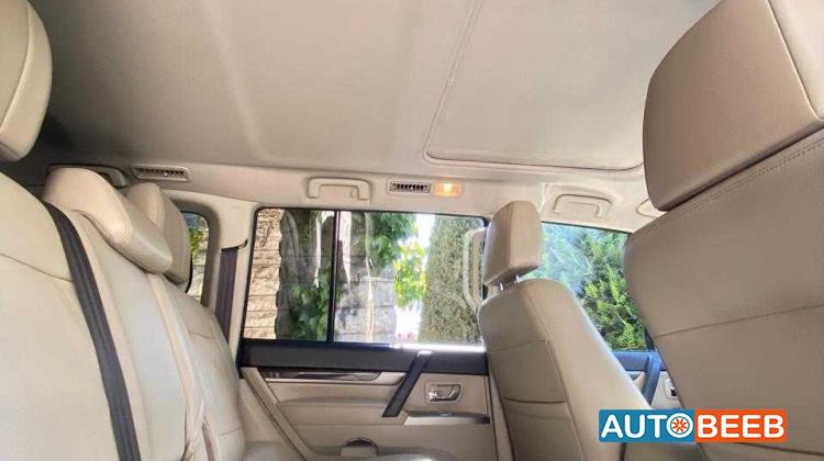 Mitsubishi Pajero 2016