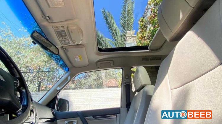 Mitsubishi Pajero 2016