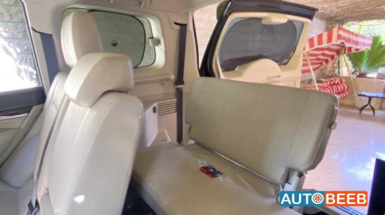 Mitsubishi Pajero 2016