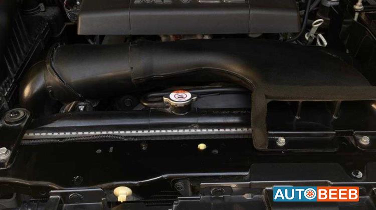 Mitsubishi Pajero 2016