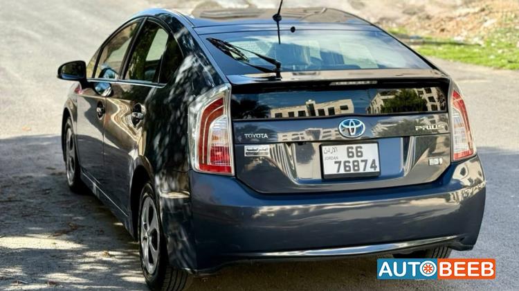 Toyota Prius 2014