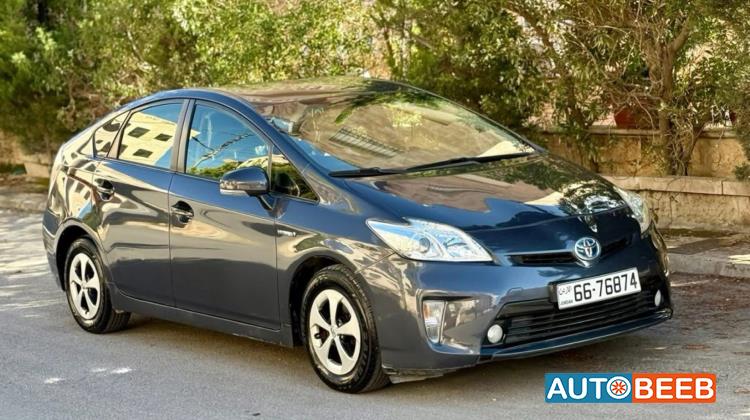 Toyota Prius 2014