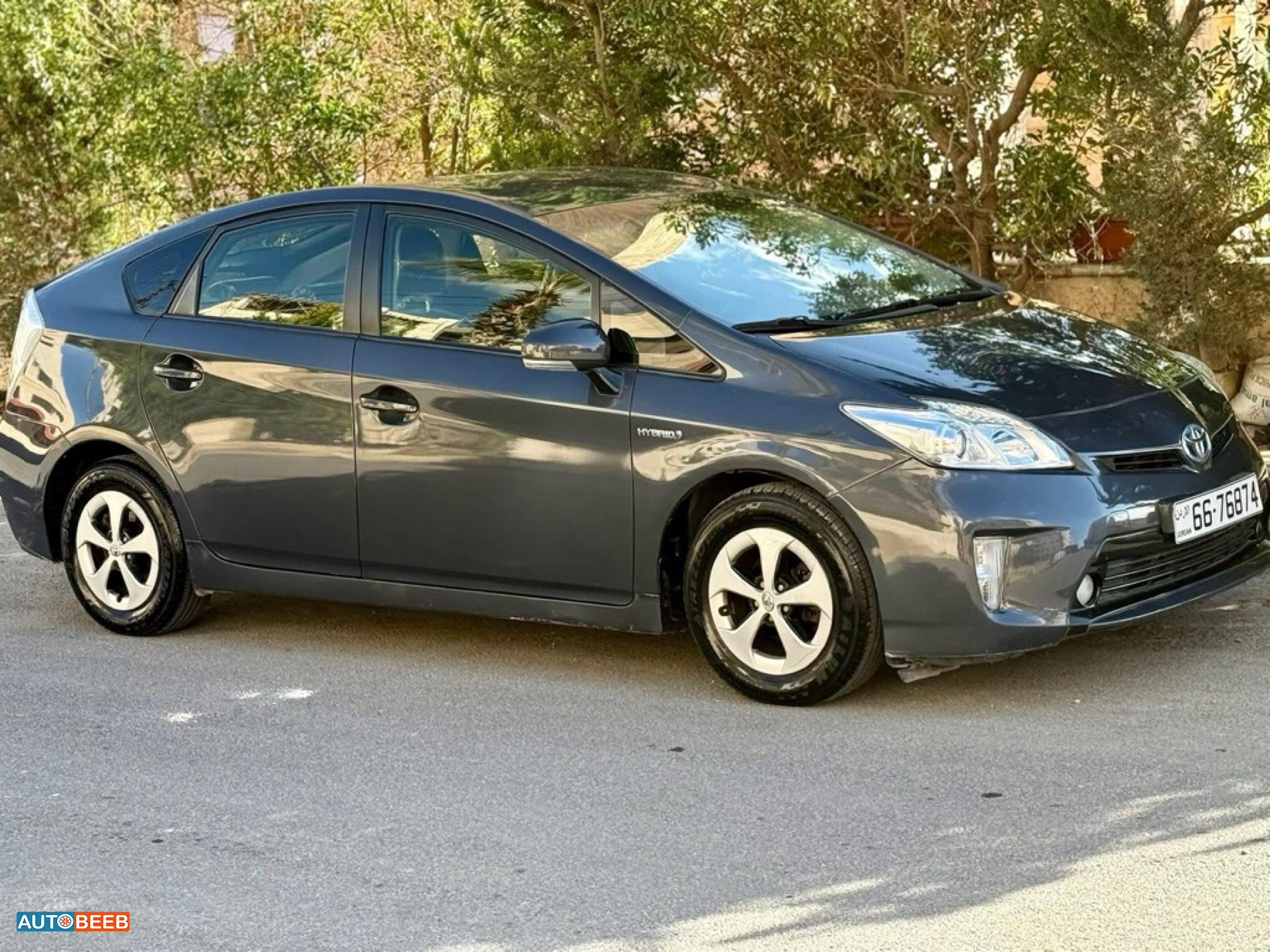Toyota Prius 2014