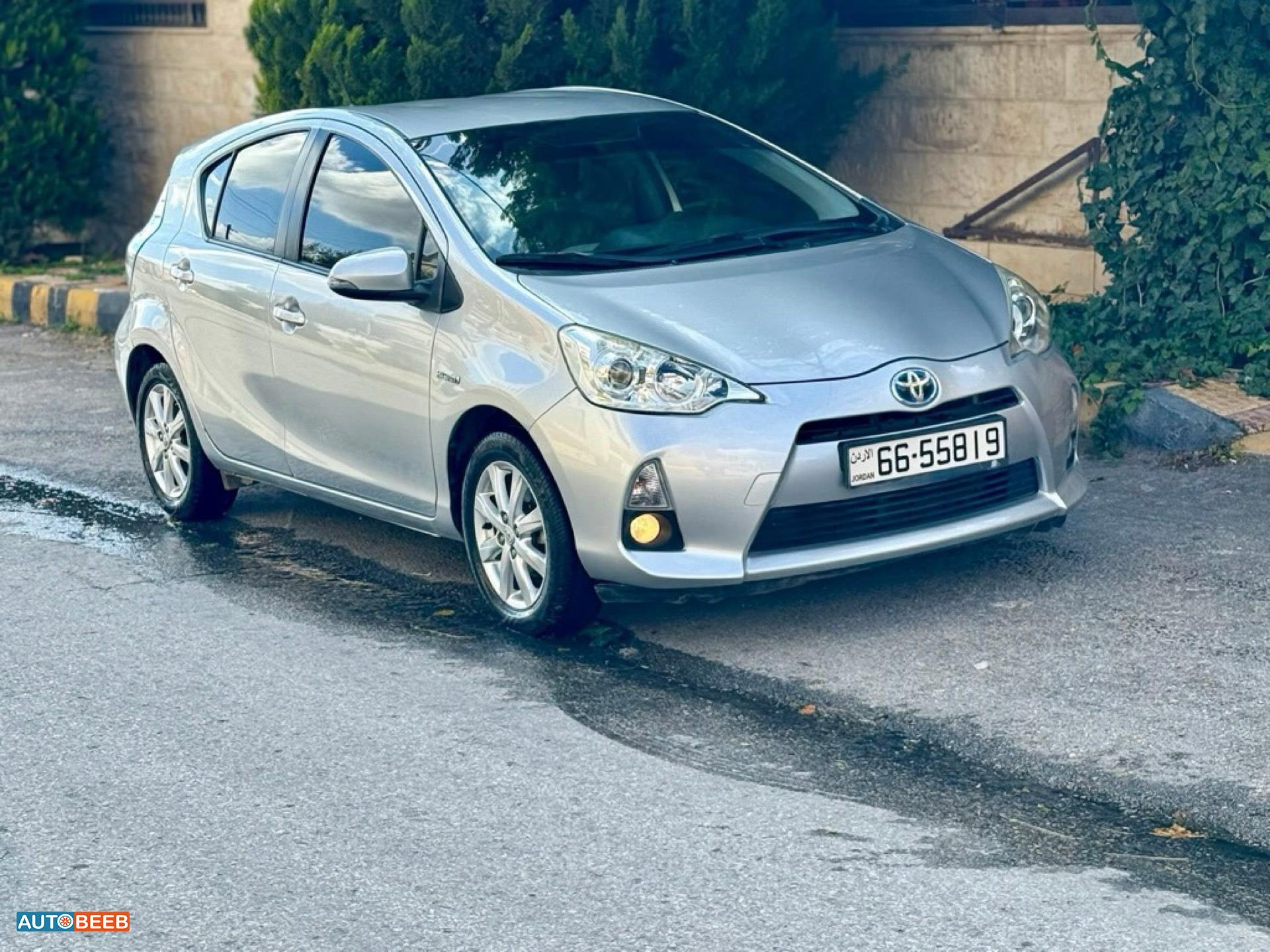 تويوتا بريوس سي 2014