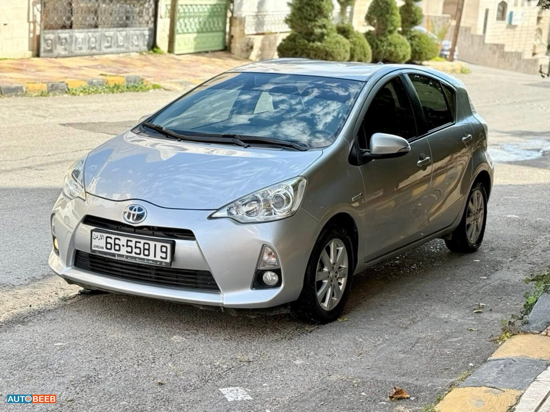 تويوتا بريوس سي 2014