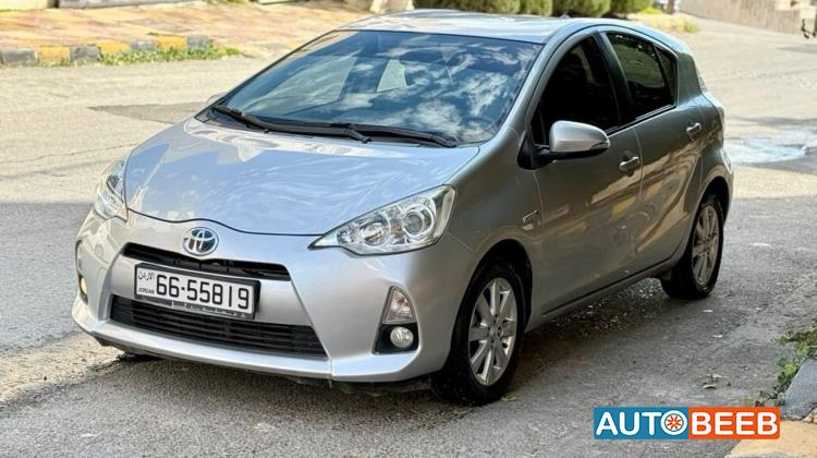 تويوتا بريوس سي 2014