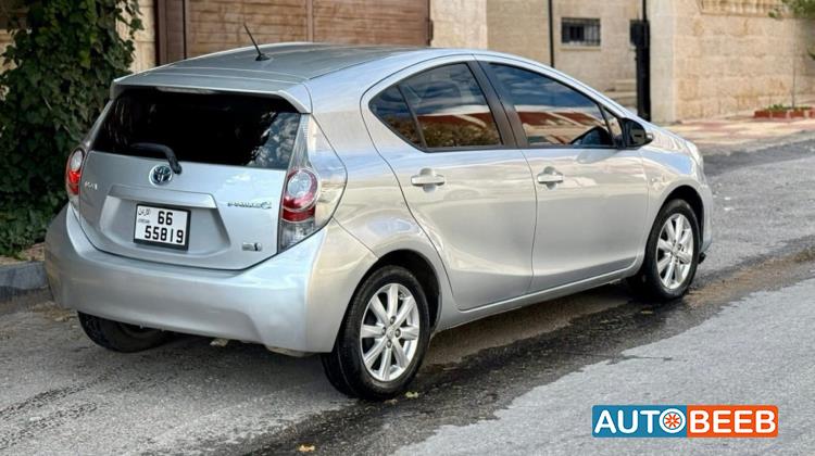 تويوتا بريوس سي 2014