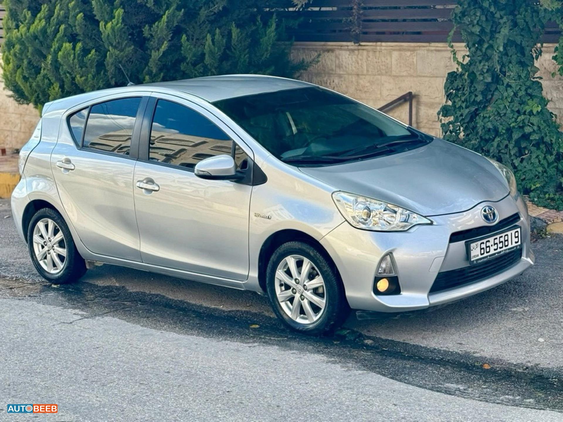 تويوتا بريوس سي 2014