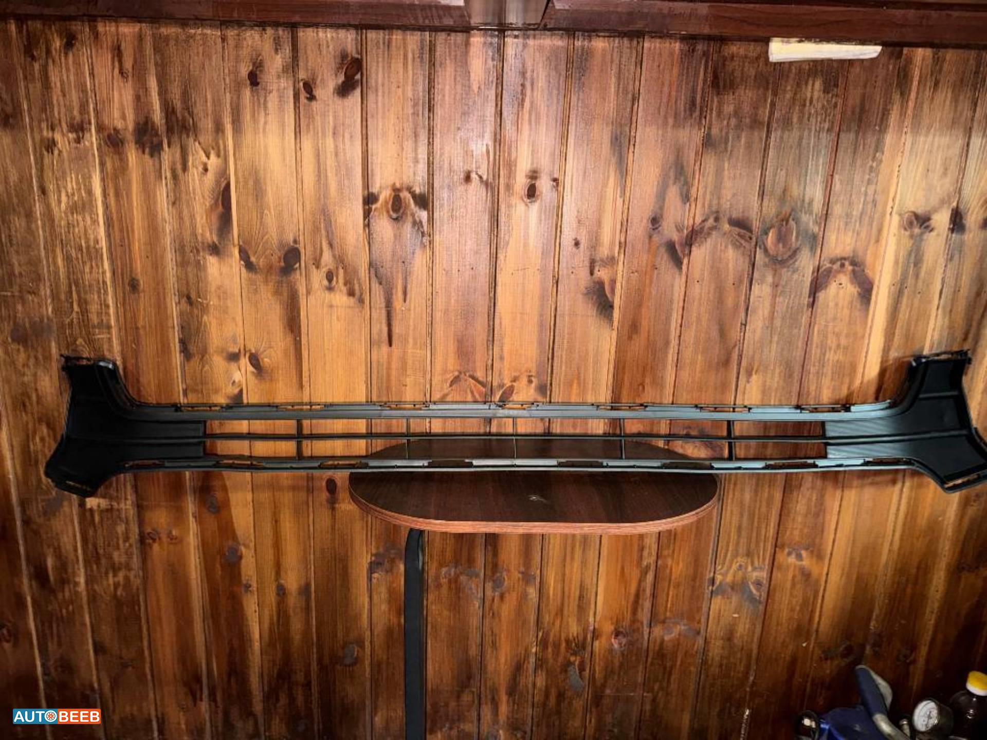 Body  Grilles Toyota Tacoma