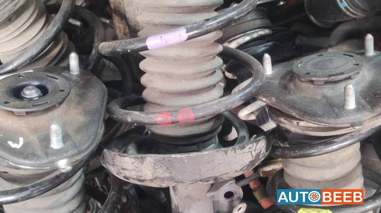 صنوبرص أمامي تويوتا كورولا 2020 2021 2022 2023 2024