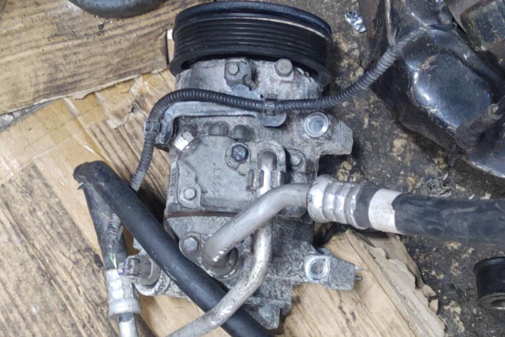 كومبرصر مكيف تويوتا كورولا 2010 2011 2012 2013 2014 2015