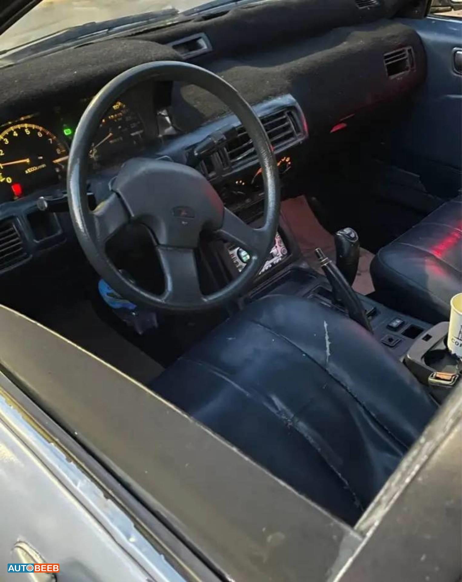 Mitsubishi Galant 1990