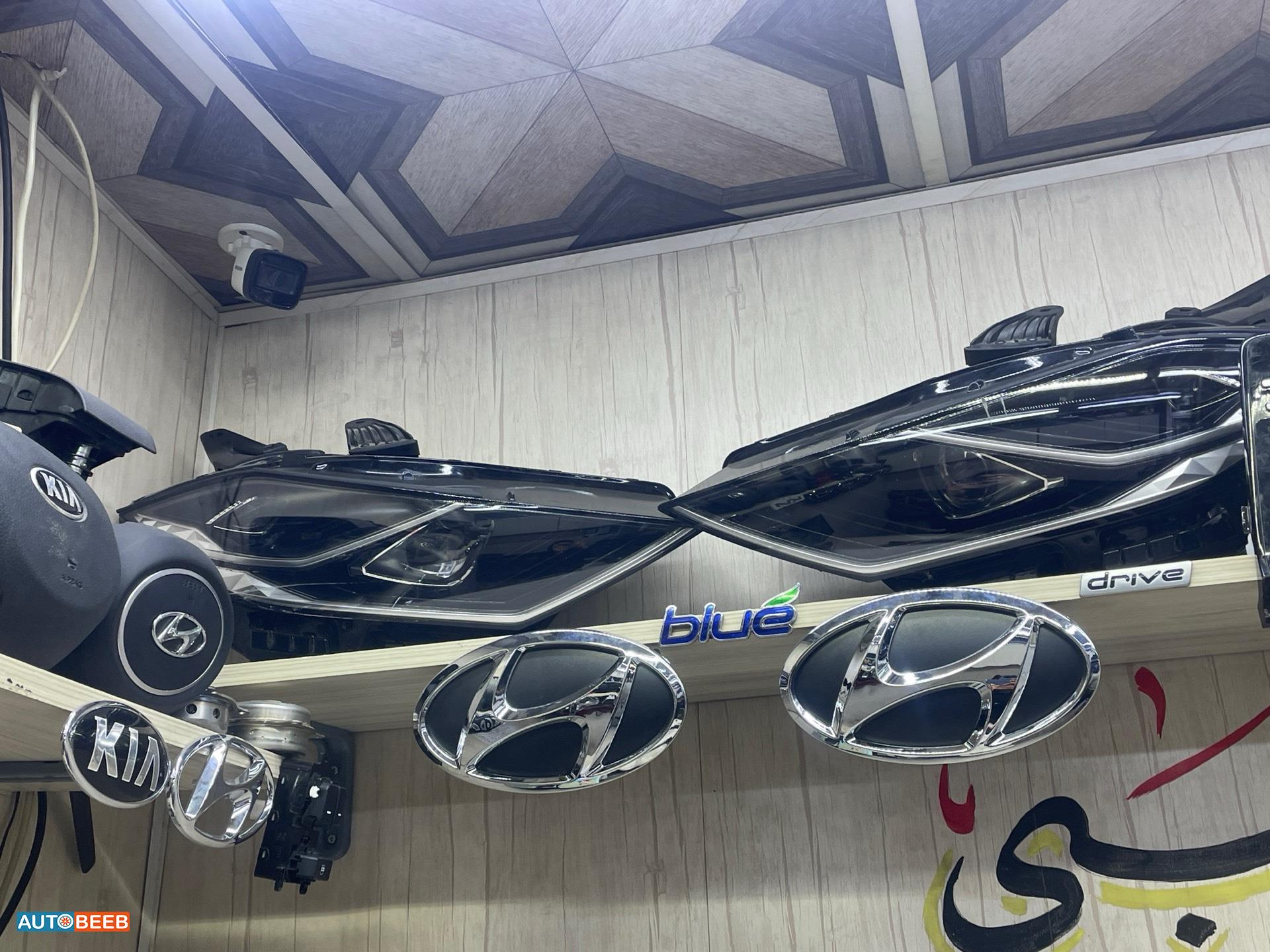 ضوء امامي يمين شمال هيونداي أزيرا 2020 2021