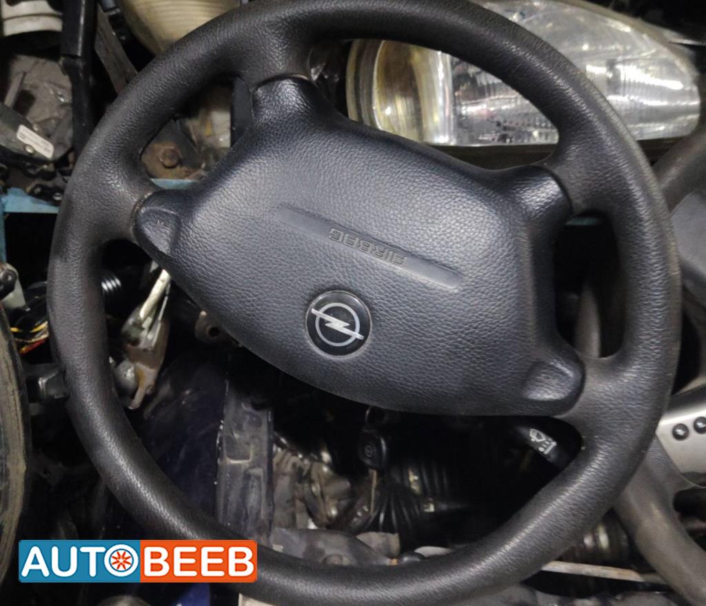 Cabin  Steering Wheel Opel Omega