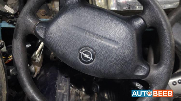 Cabin  Steering Wheel Opel Omega
